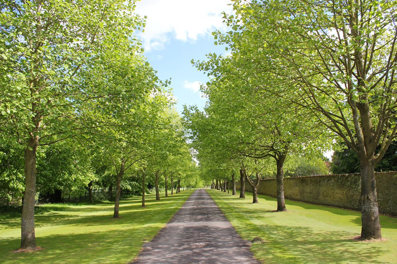 Chippenham Park Garden Rooms Zewnętrze zdjęcie